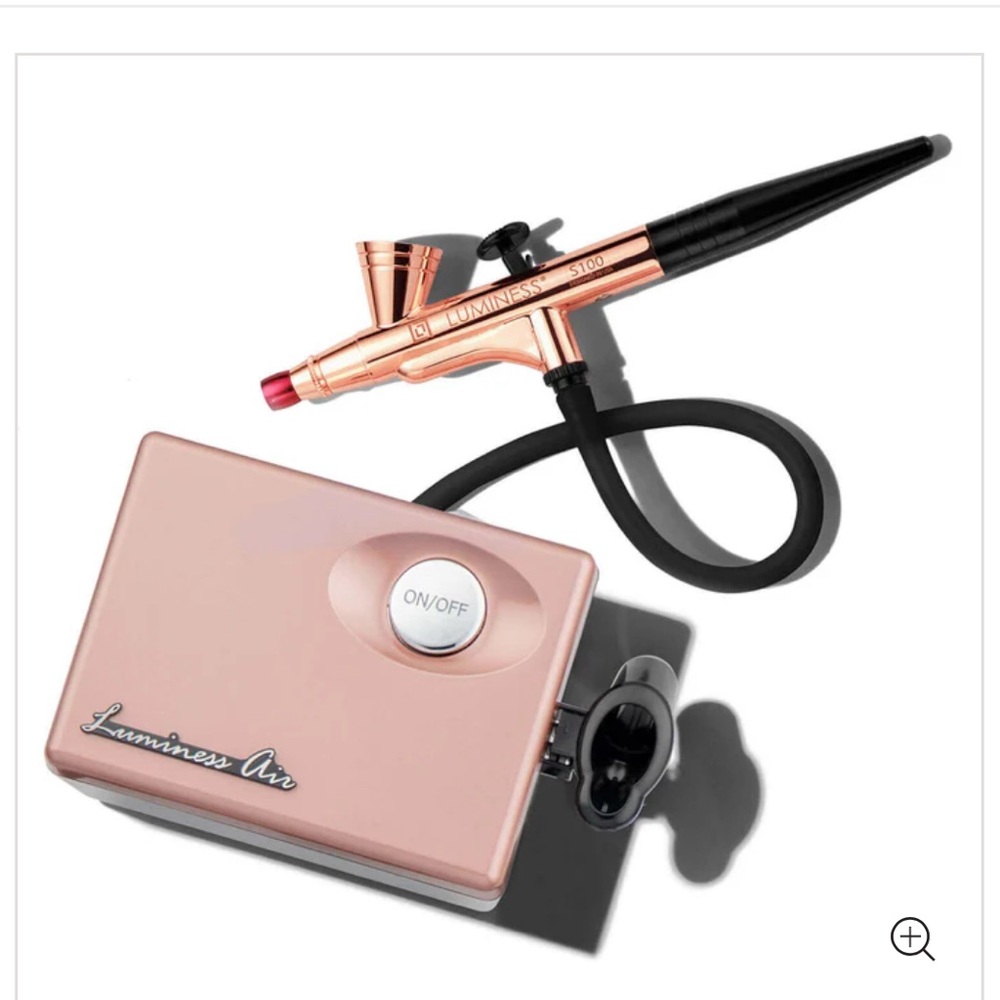 Luminess Airbrush Makeup Kit in Pink and Black